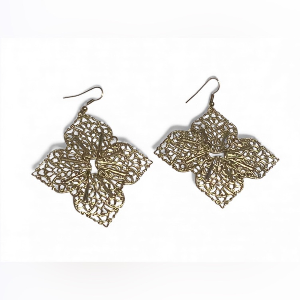 Ornate Gold Tone Pierced Earrings #7580 ❤️‍🔥
